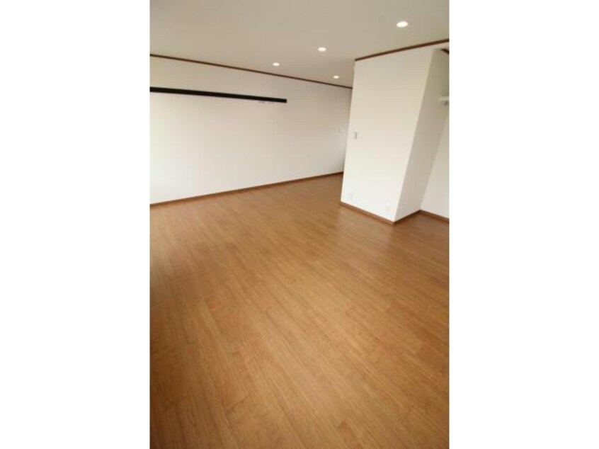  ハイツ赤大路Ａ棟