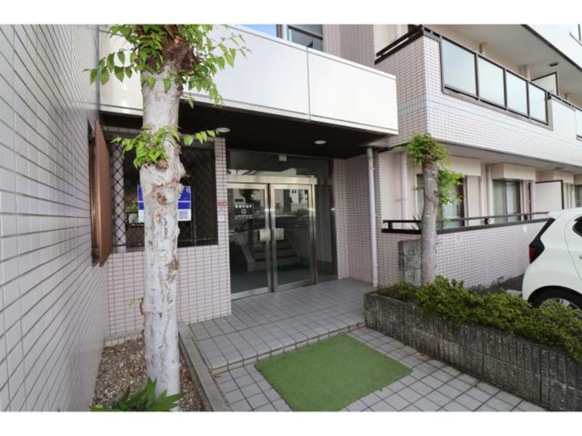 マンション正面玄関 ガーデンパレス高槻