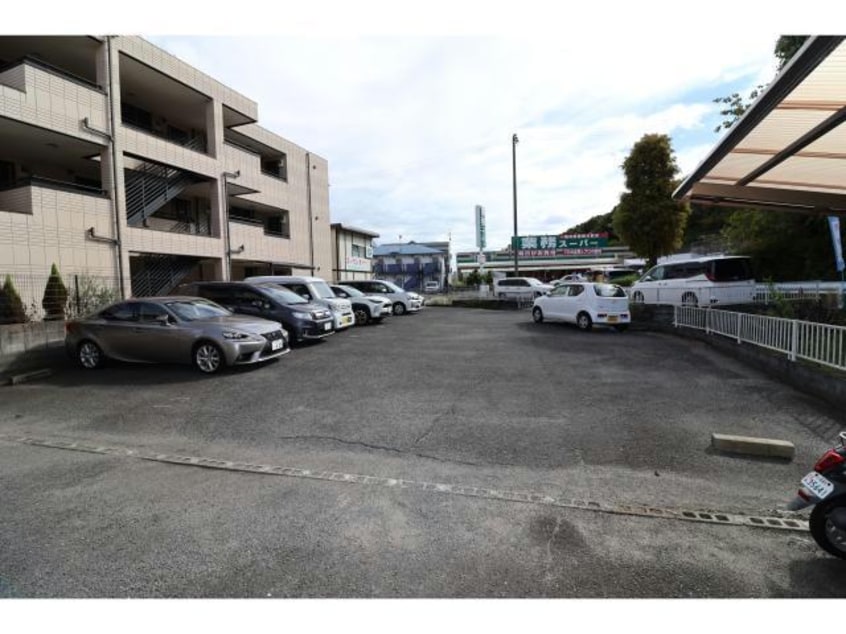 駐車場 ガーデンパレス高槻