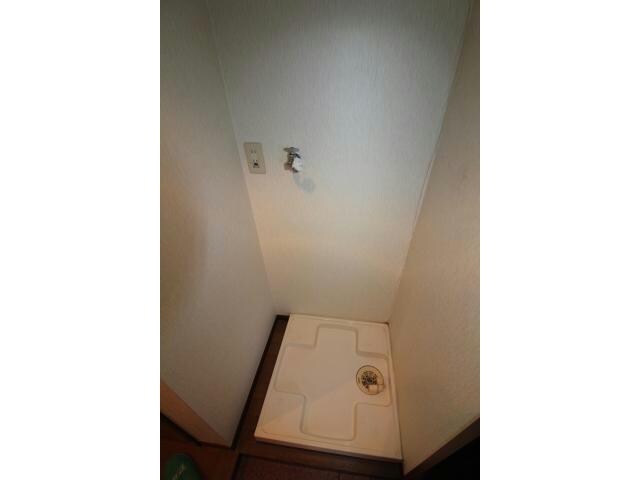 洗濯機置き場 サンローゼ2号館