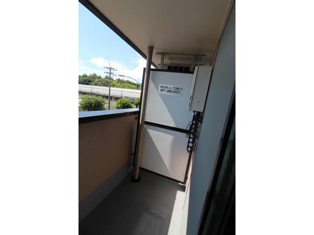  サンローゼ2号館