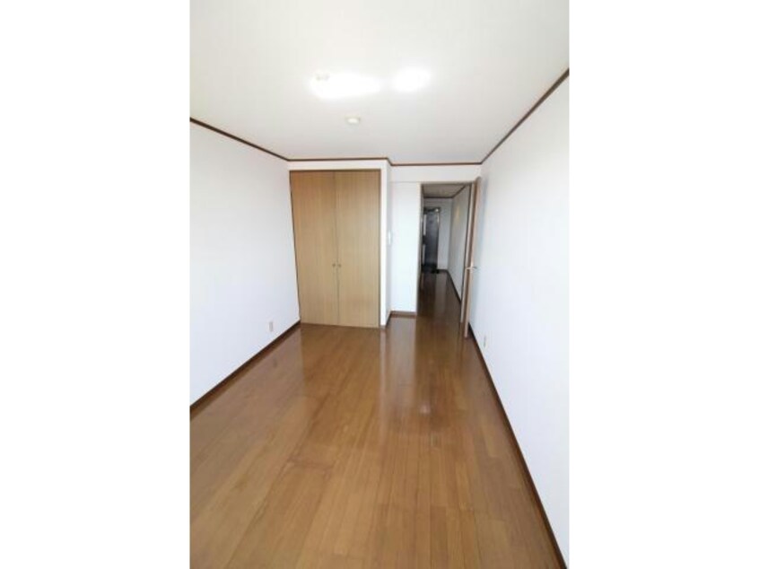  サンローゼ2号館