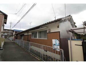 米山二戸一平屋