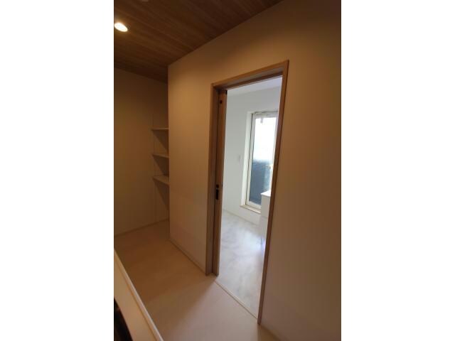  アヴァロン富田