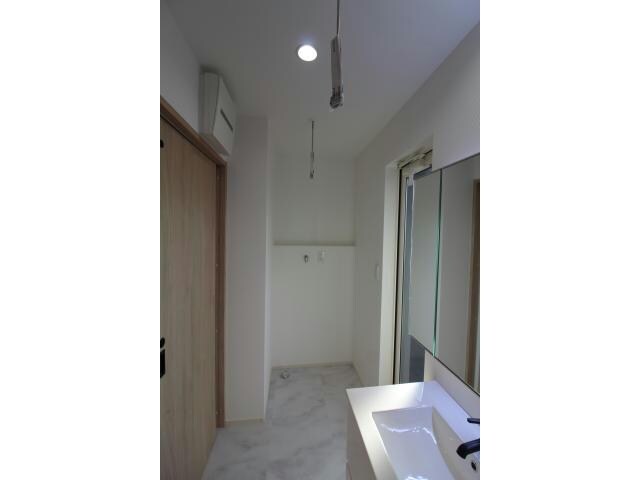  アヴァロン富田