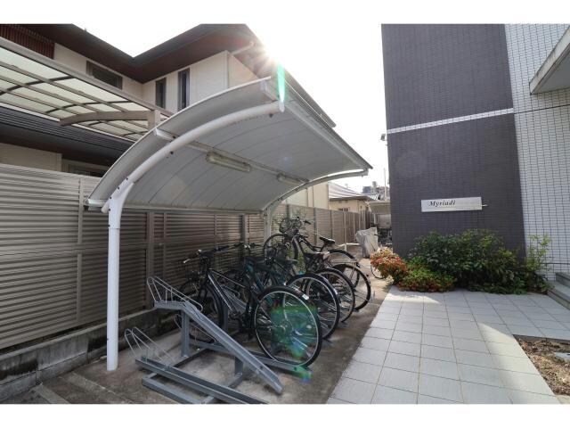 駐輪場 ミリアディたかつき
