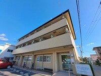 ファミール3号館