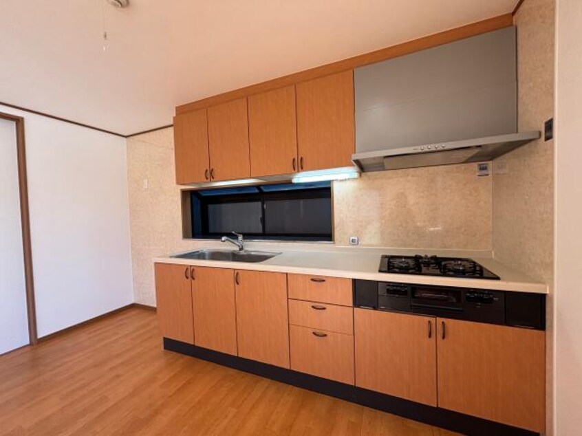  レリーザヴィラ八幡