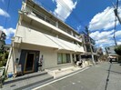 レジデンス摂津　202号室の外観