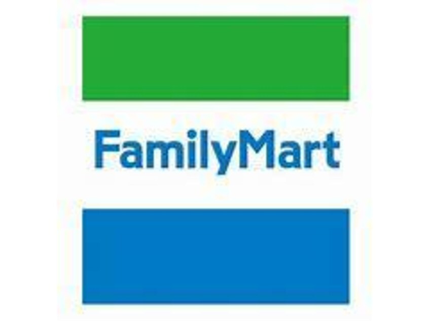 ファミリーマート高槻宮田町二丁目店(コンビニ)まで329m 仮称新築D-Room宮田町3丁目