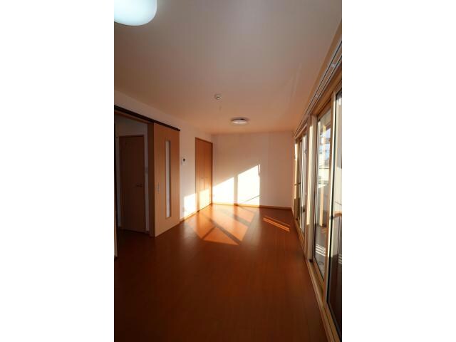 南向きで陽当たり良好 グランディール