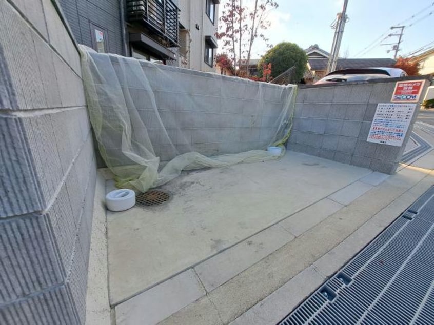 ゴミ置き場 エスペランサ