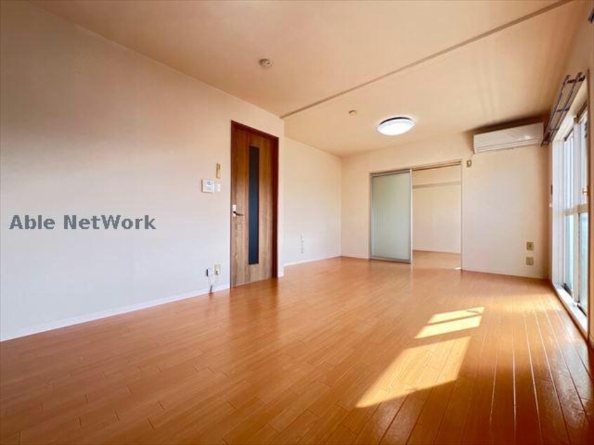  フレグランス牛川