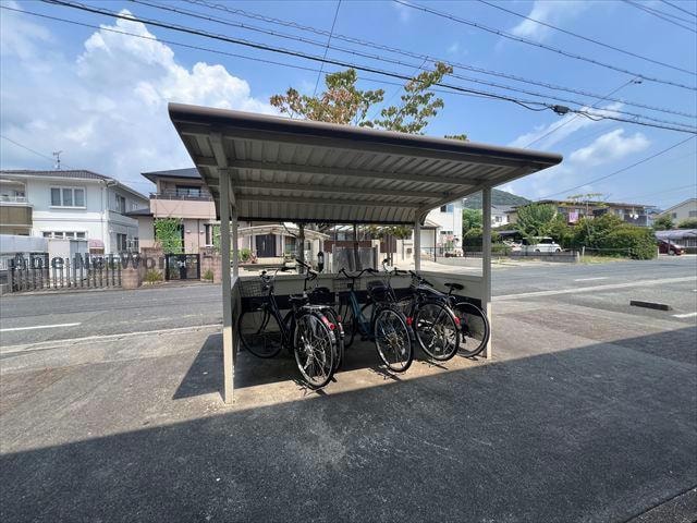  メリースクエアA・B・C