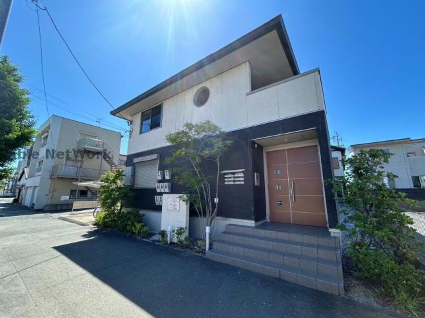  プレミアス向山