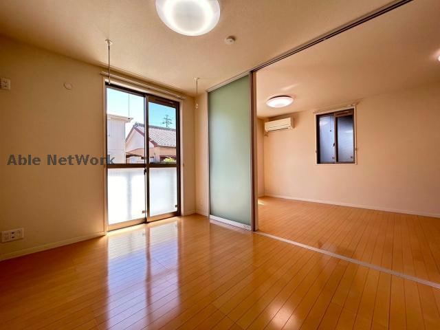  プレミアス向山