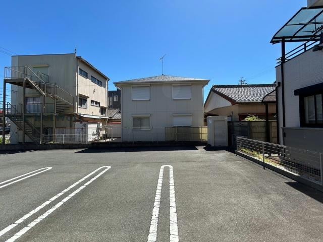  プレミアス向山