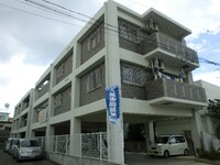 LA CASA FELIZ