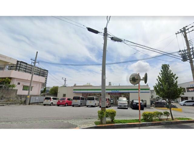 ファミリーマート北谷吉原店(コンビニ)まで257m サン　グレイス