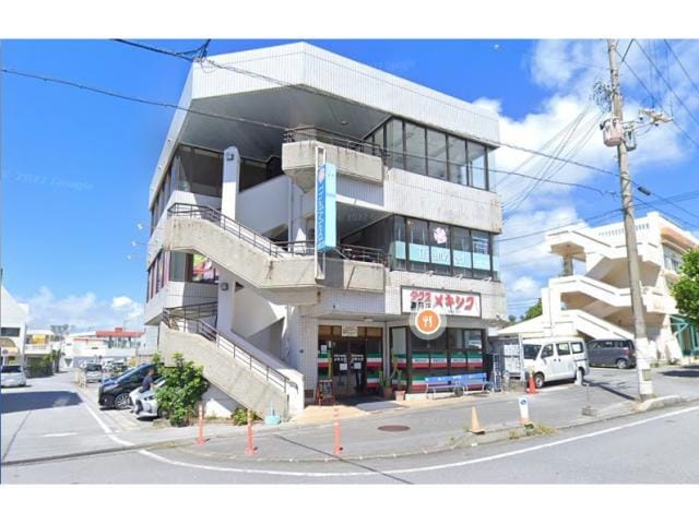 メキシコ(その他飲食（ファミレスなど）)まで852m KURASUKA　宜野湾