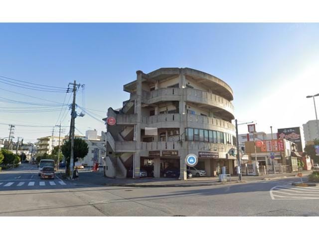 ほっともっと伊佐浜店(その他飲食（ファミレスなど）)まで1180m ソレイユメゾン