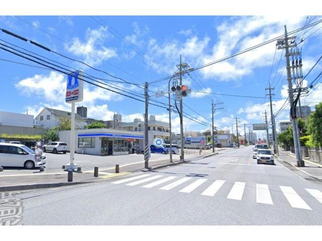 ローソン中城南上原店(コンビニ)まで146m ソレイユ昌(しょう)