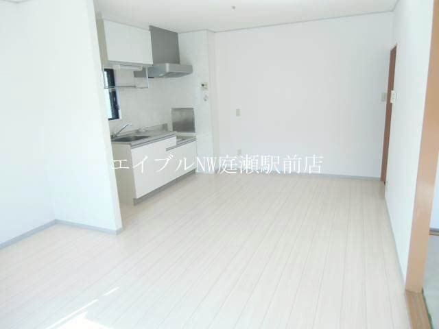  エステート西中　A棟