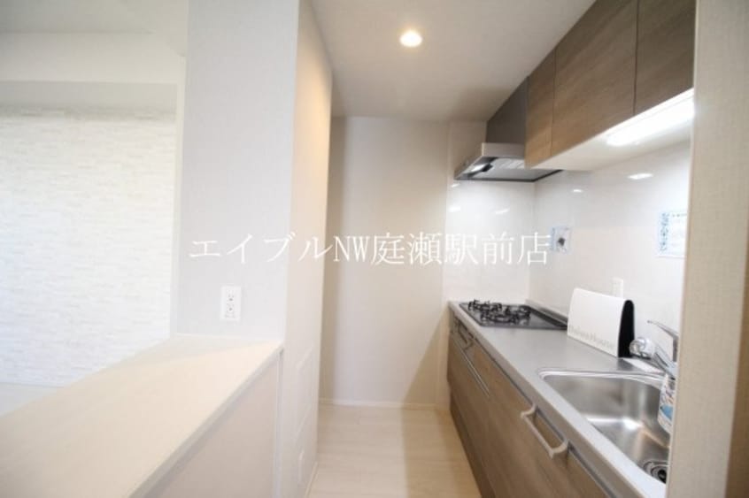  Shallow Garden　A棟