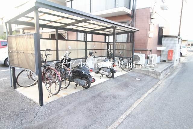 駐輪場 サンライズフジＡ棟