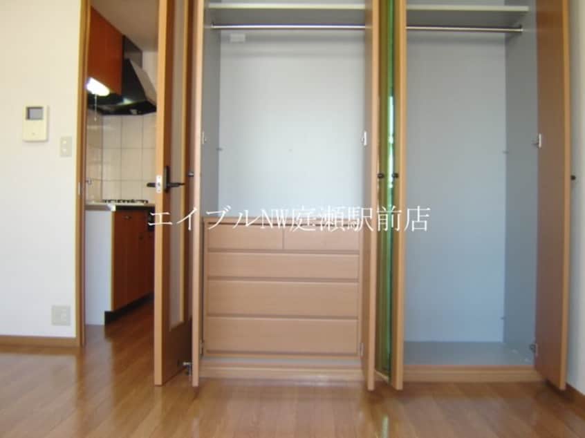 収納 アルカディア