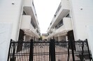 COTHAX西古松の外観