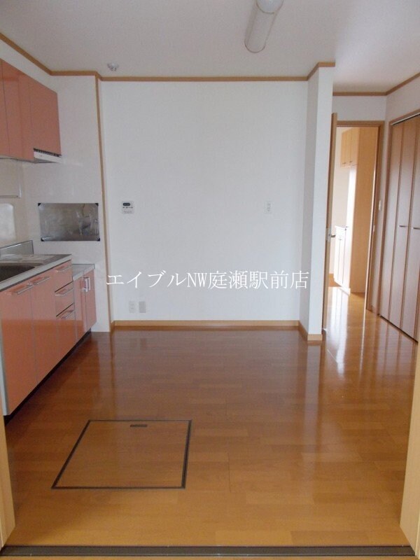  プラティーヌ総社Ｂ