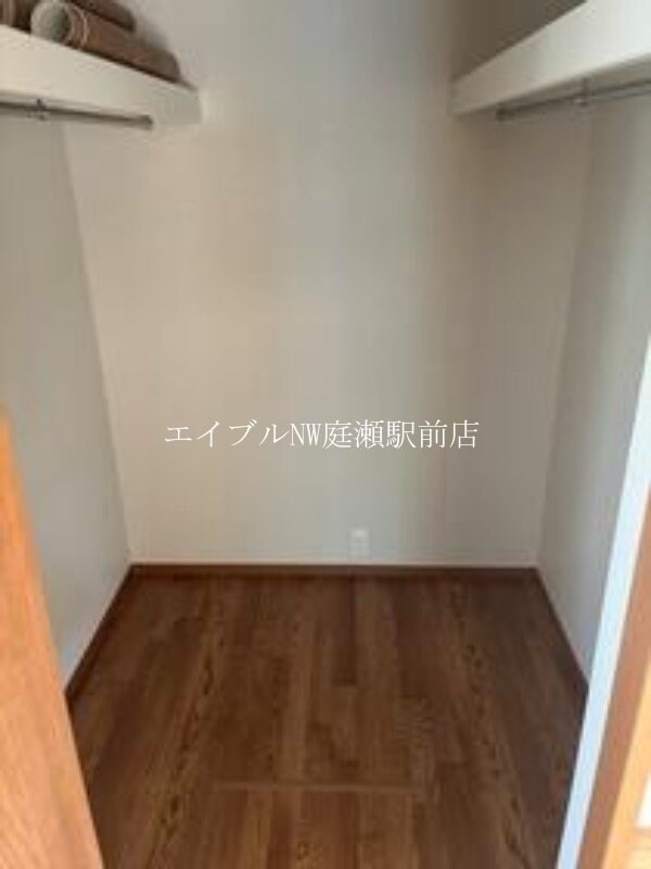  エクセレンス早島D