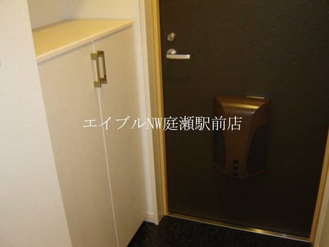 下足箱（イメージ） ルナロベリア