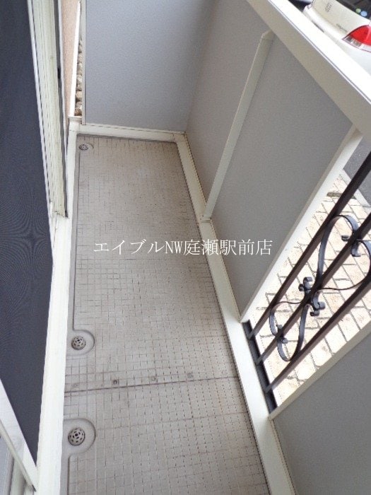  プランク・ラヴィーン　A棟