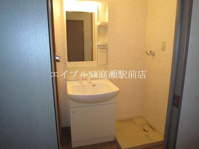  サンコート窪津