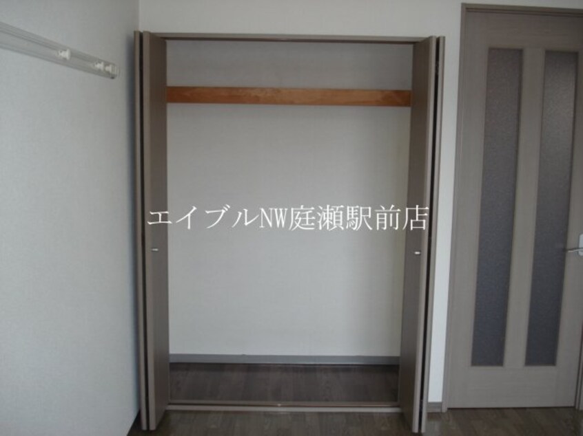  サンコート窪津