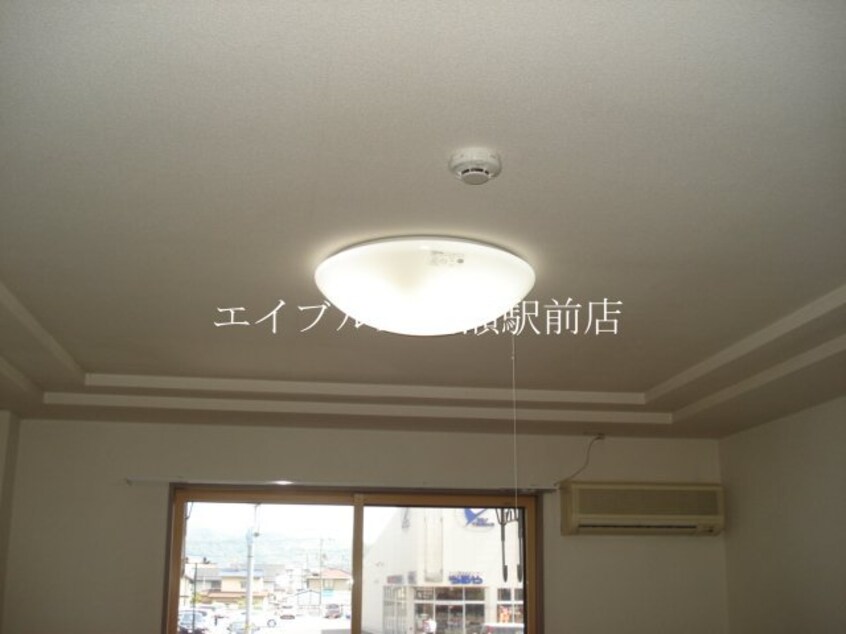  サンコート窪津