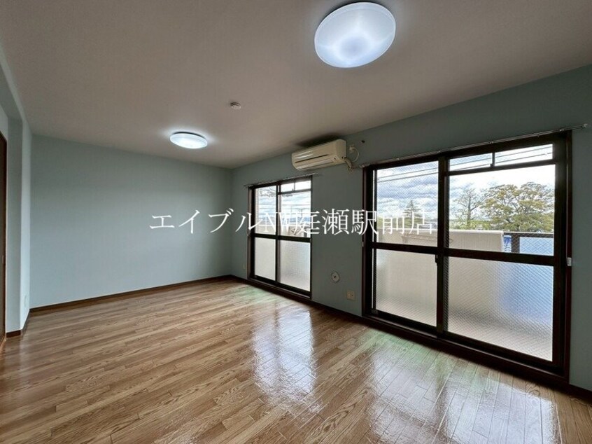  トレ・ビーチナ　B