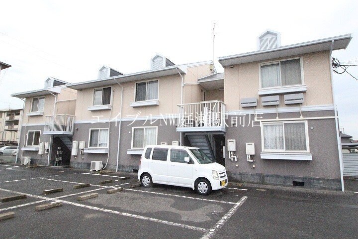  ニューハウジング