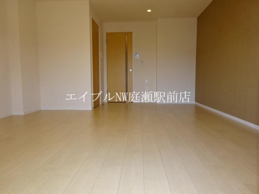 洋室 ミルキーウェイ酒津