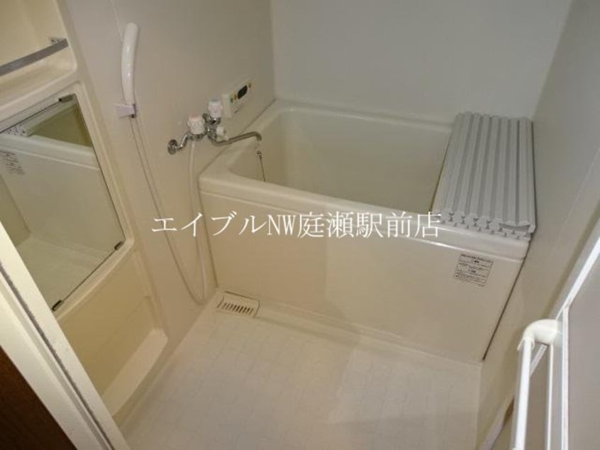  Ｆｉｒｓｔ．Ｖｉｌｌａ