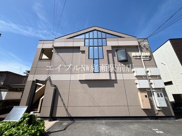 外観写真（昼） エステート山下