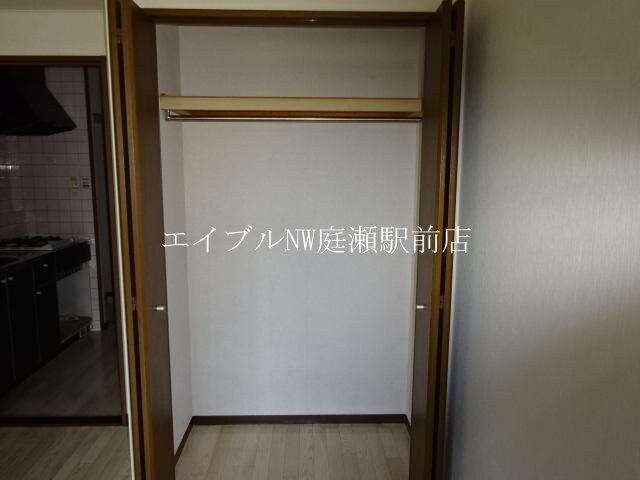 収納 エステート山下