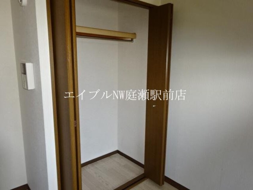 収納 エステート山下