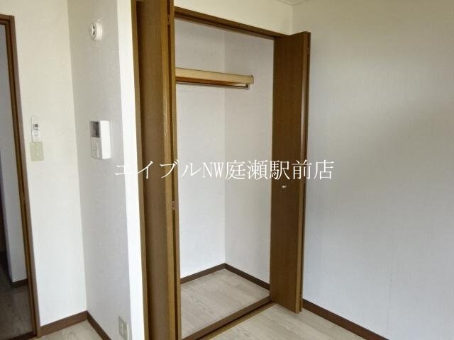 収納 エステート山下