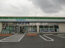 ファミリーマート倉敷下庄店(コンビニ)まで1022m 上東戸建
