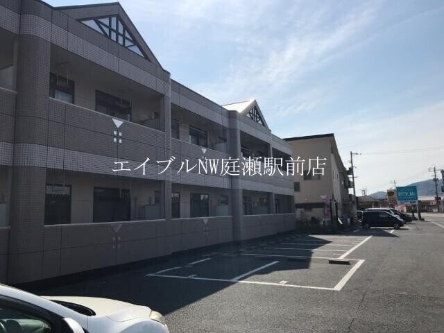  ロイヤルコーポ・サノ