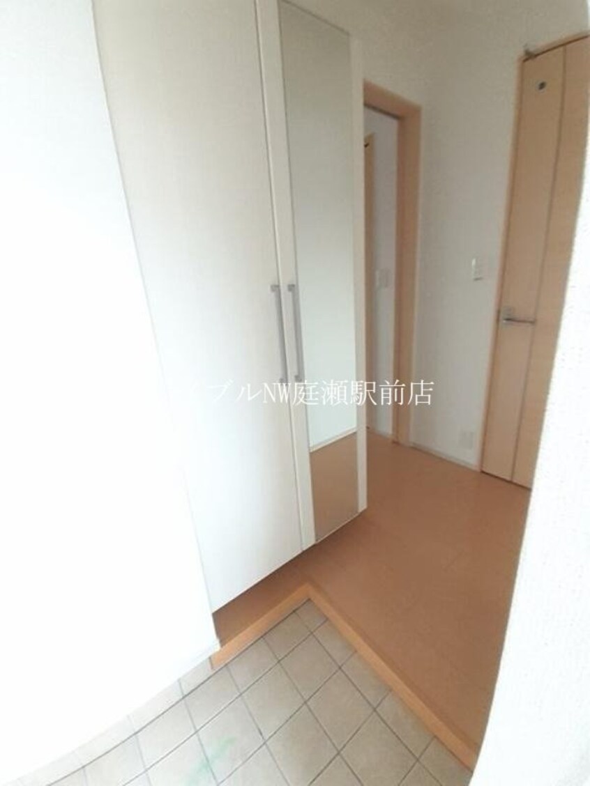  ラ・ベルコリーヌＢ