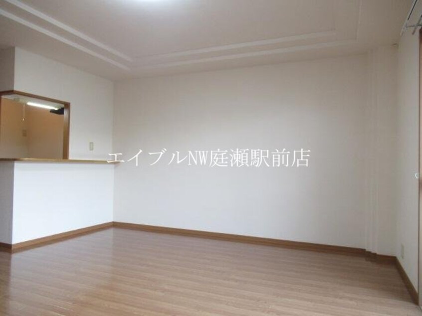  レジデンス　スワニーⅢ